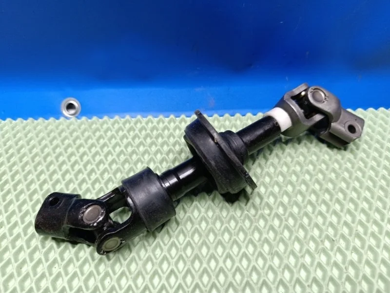 Карданчик рулевой Toyota Camry 2011 4522033190 ACV40