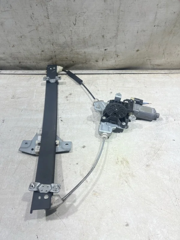 Стеклоподъемный механизм передний левый Hyundai