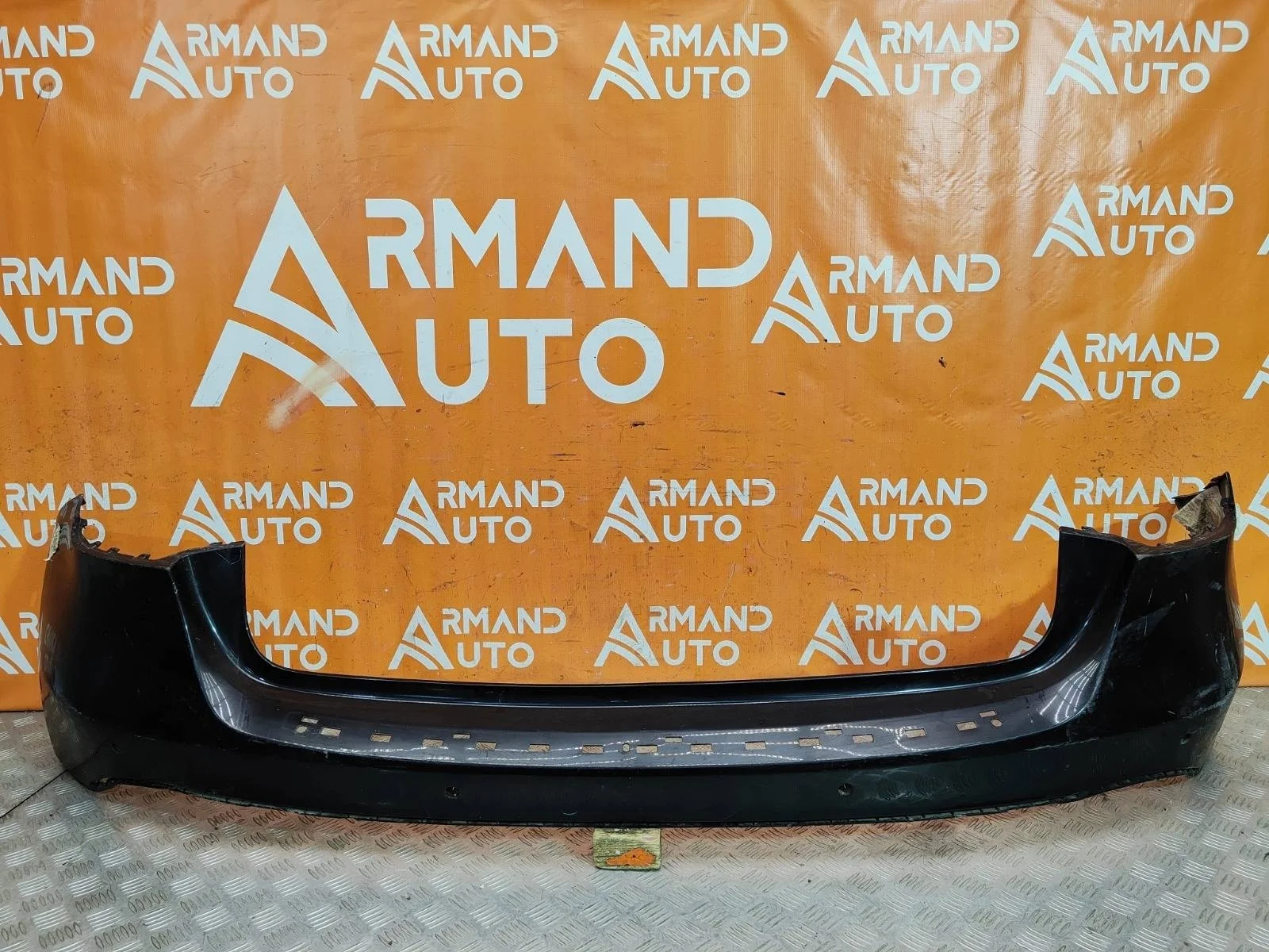 Бампер Mercedes GLA-Class 2013-2020 X156