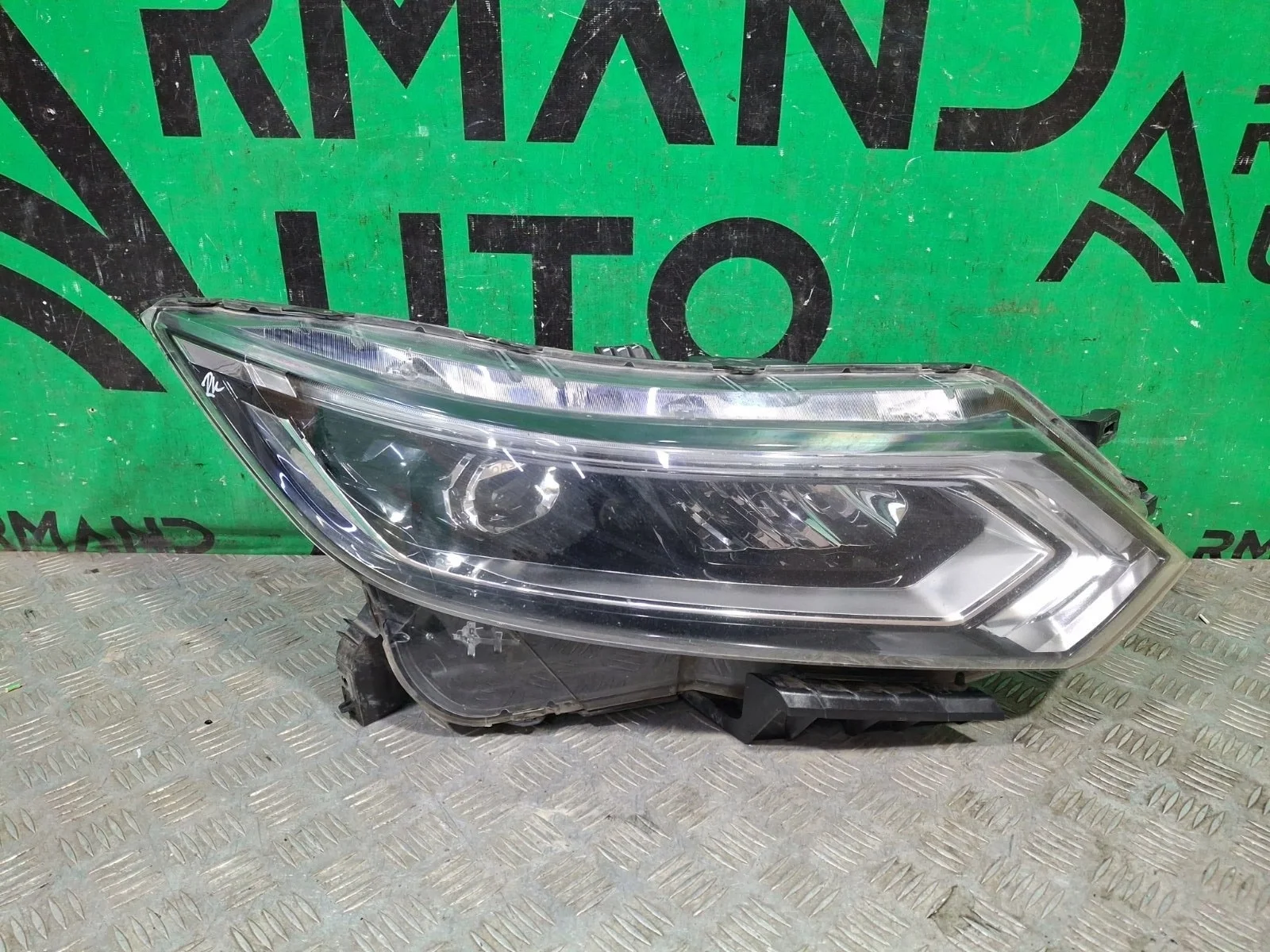 Фара Nissan Qashqai 2017-2022 j11