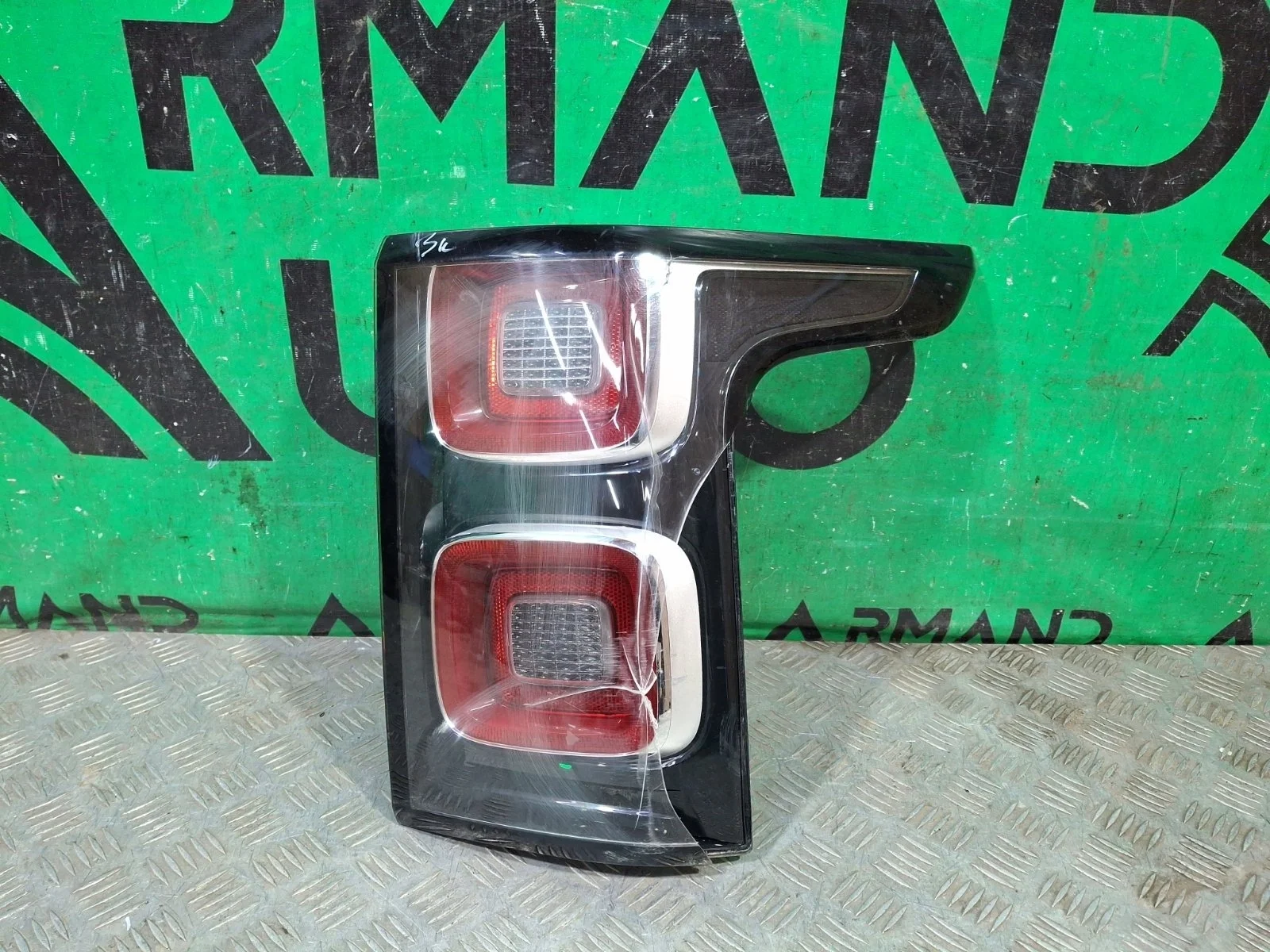 Фонарь Land Rover Range 2017-2022 4 L405