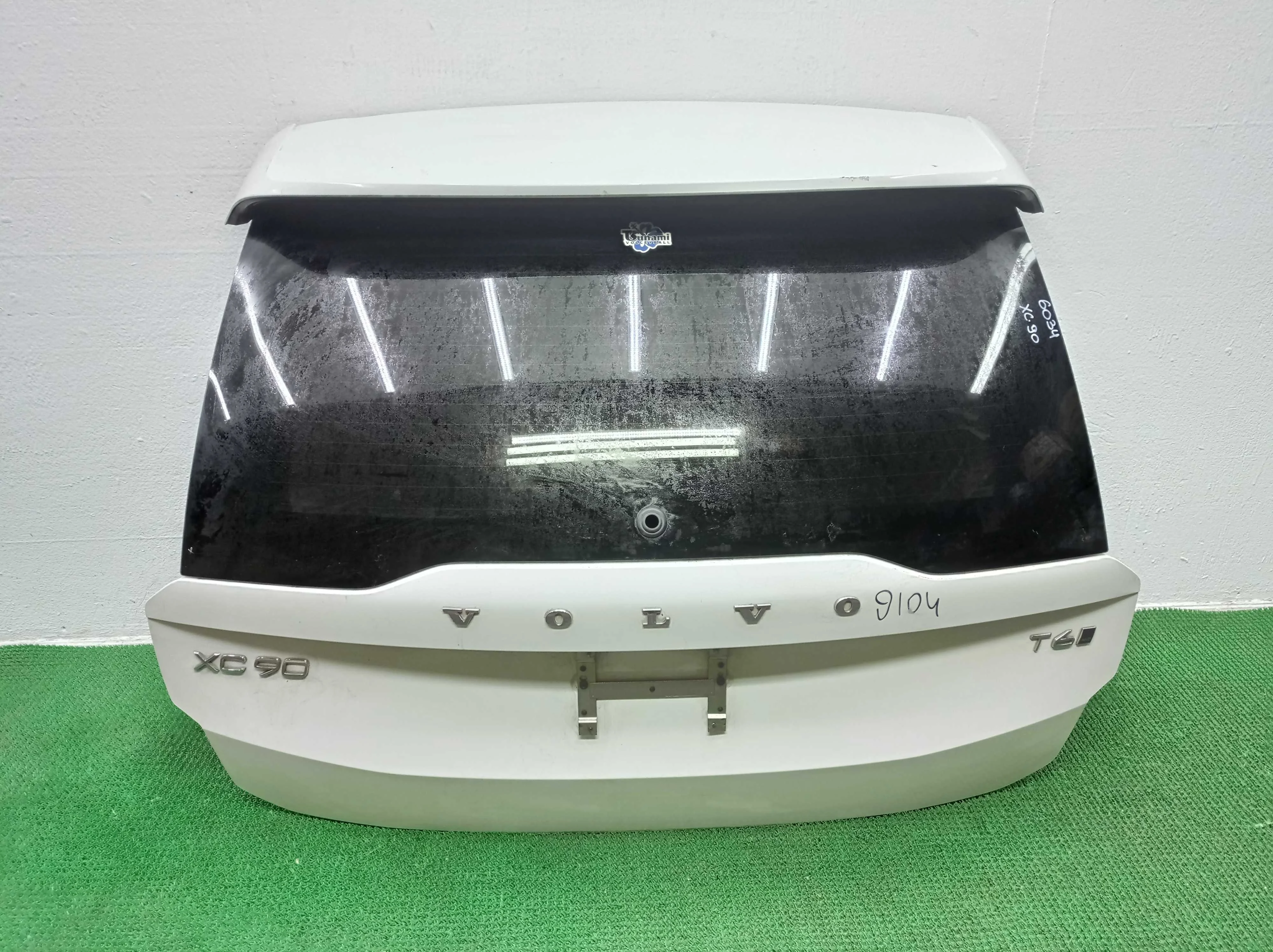 Крышка багажника Volvo XC90 II (L) 2014 - 2019 бензин 2.0 Автомат