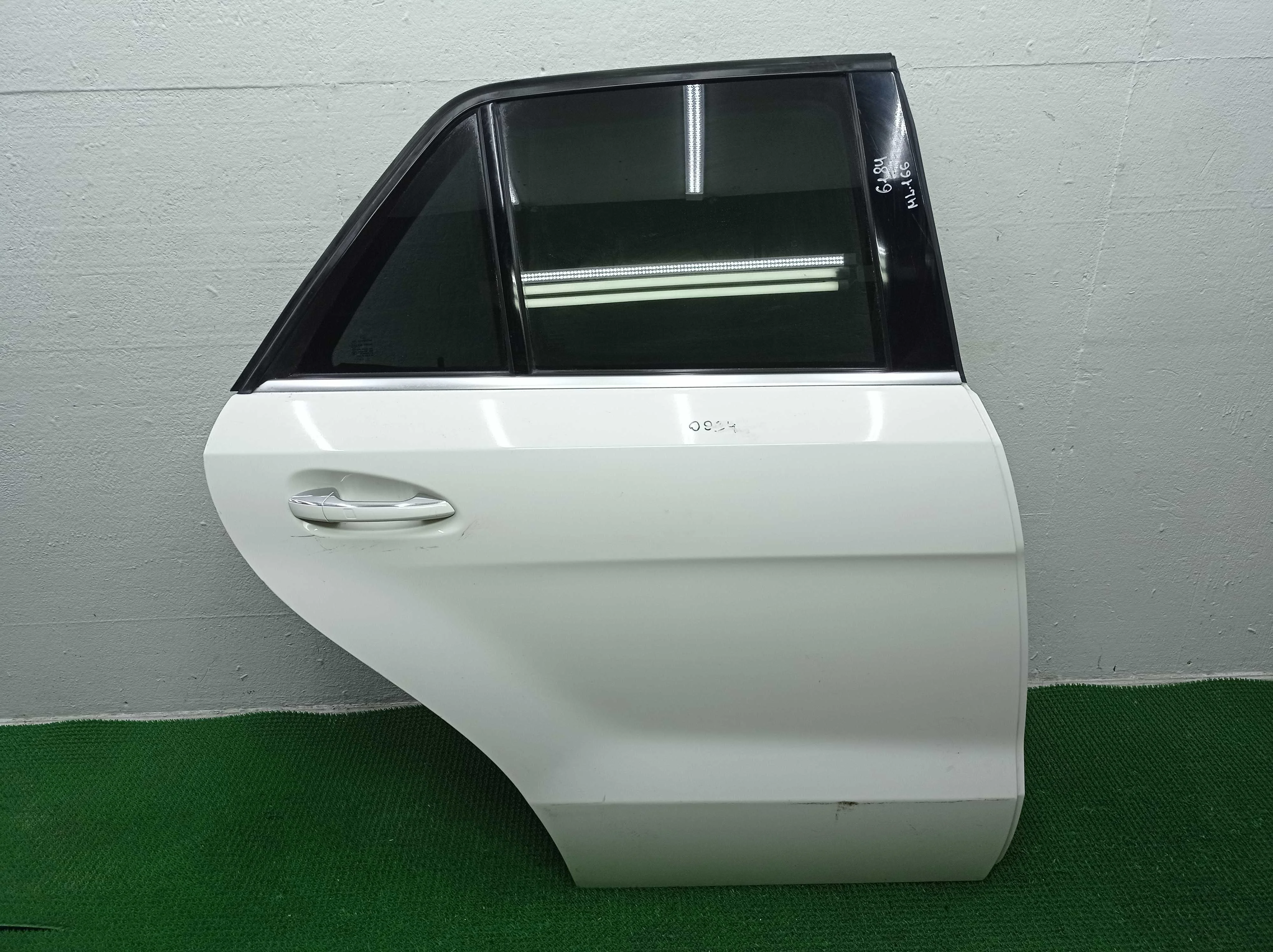 Дверь задняя правая Mercedes M-klasse (W166) 2011 - 2015 дизель 2.2 Автомат