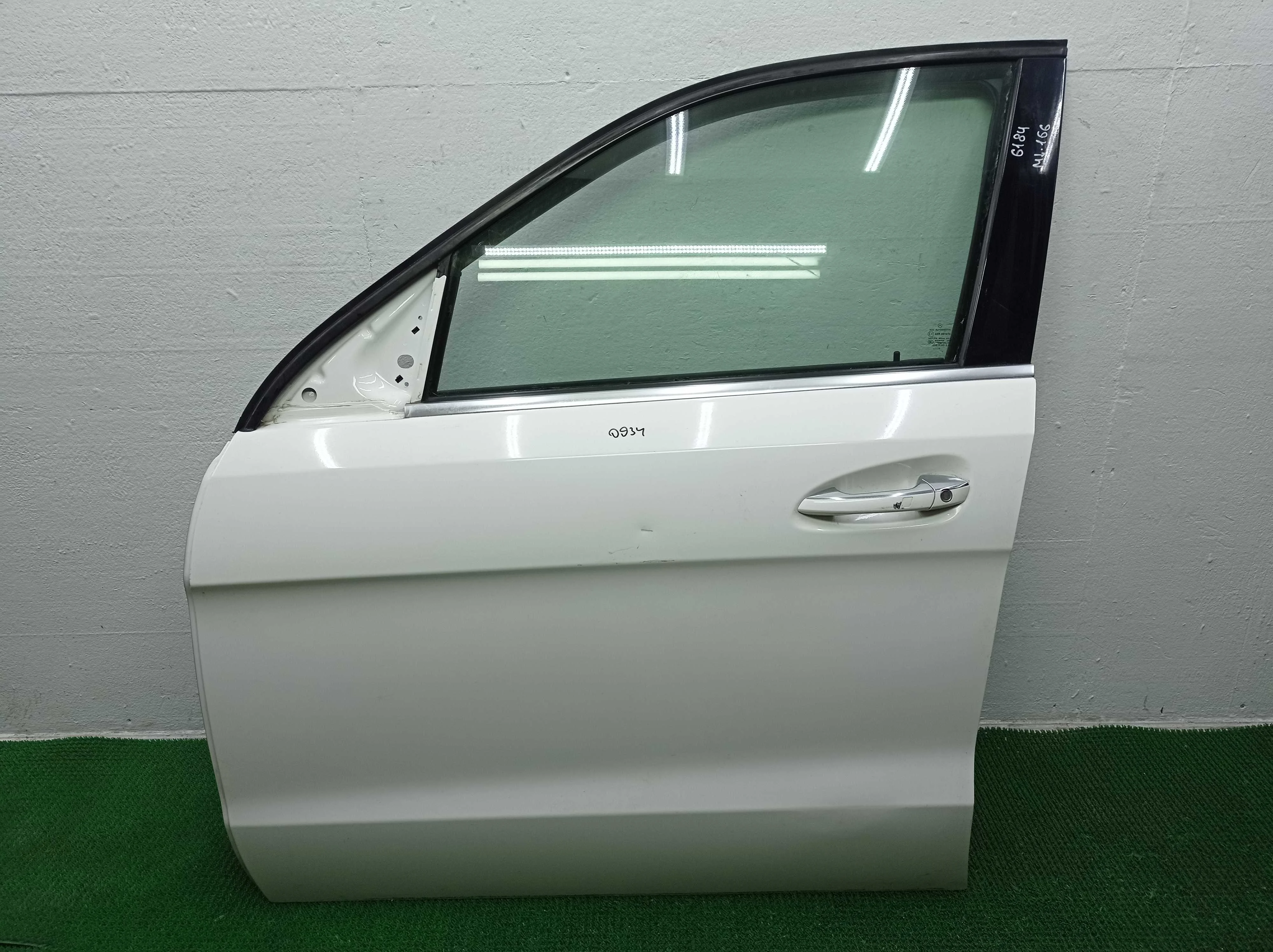 Дверь передняя левая Mercedes M-klasse (W166) 2011 - 2015 дизель 2.2 Автомат