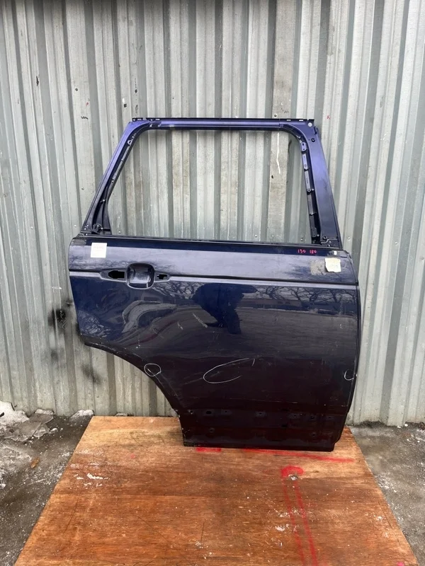 Дверь Land Rover Range Rover Evoque 4 2012-2017 LR036402 L405, задняя правая