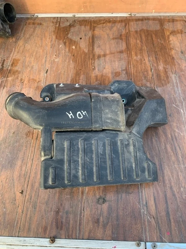 Резонатор воздушного фильтра Honda Civic 8 2006-2011 17230RNAA00 4D