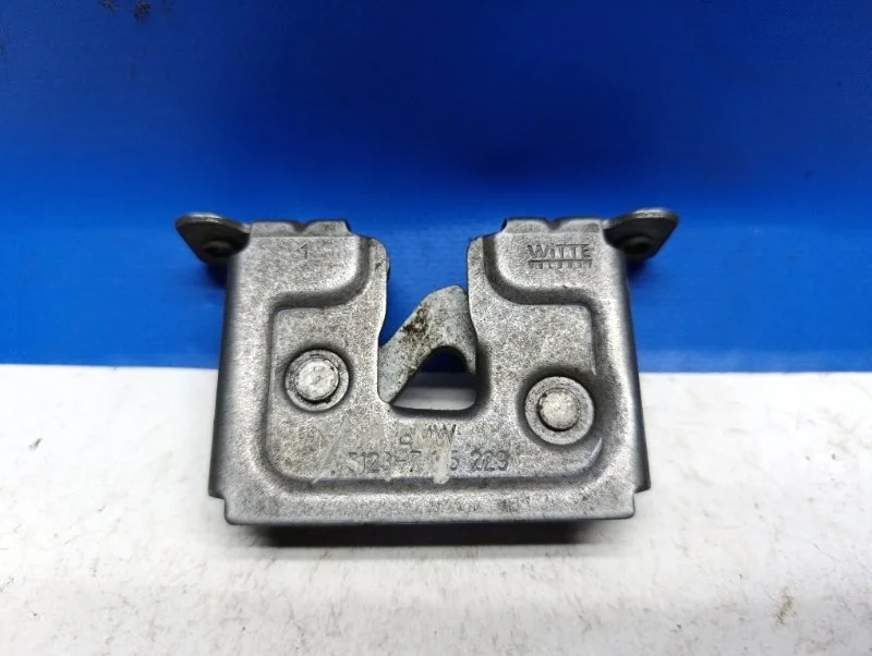 Замок капота боковой BMW X1 (E84) 51237008755