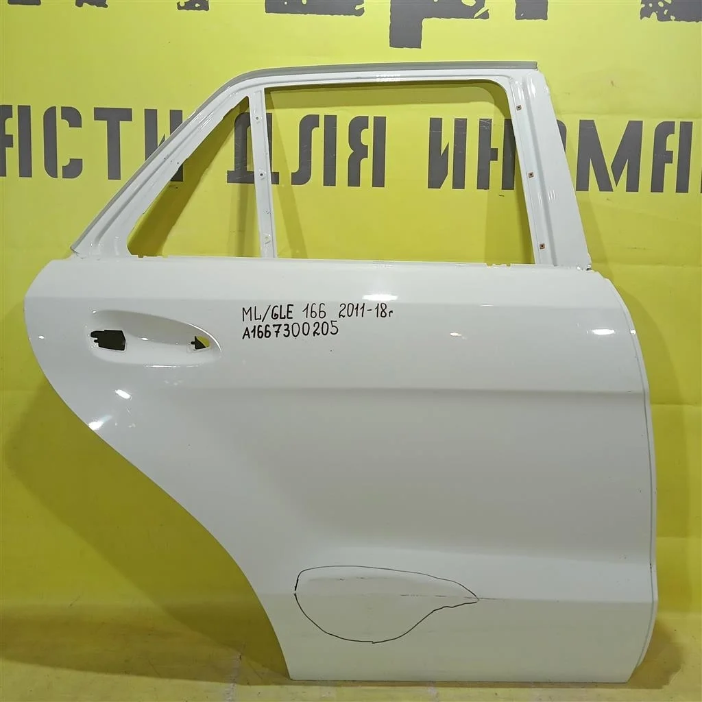 Дверь задняя правая  MERСEDES BENZ ML-Class (w166) 2011 A1667300205 1827