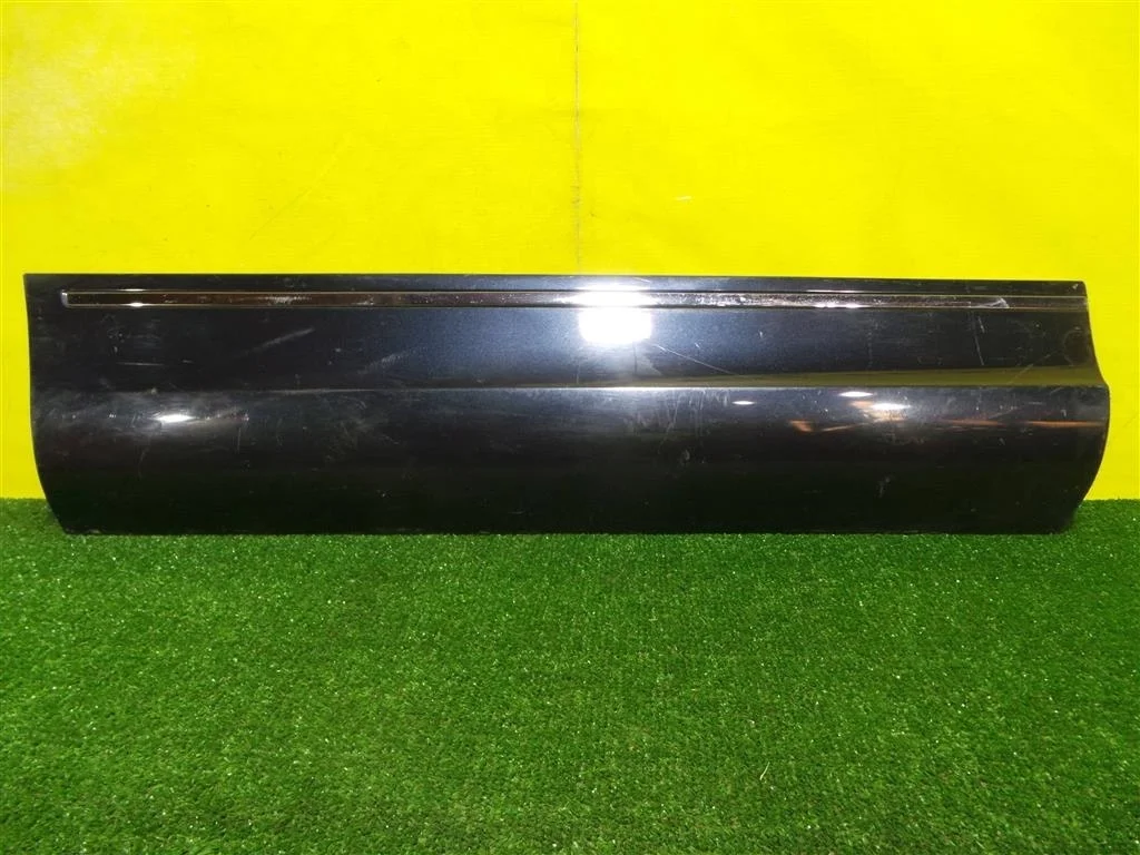 Накладка двери задней правой  Audi Q7 (4L) 2009 4L0853970H 5145