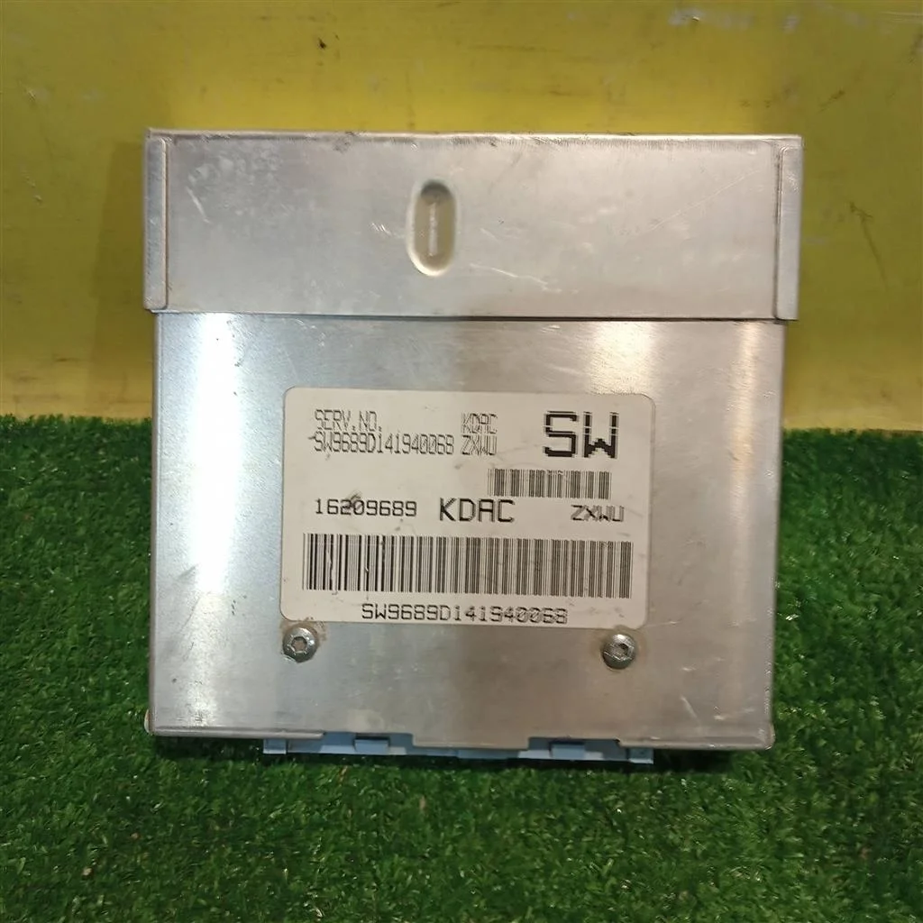 Блок управления двигателем  Chevrolet Lanos 2005 16209689 8679