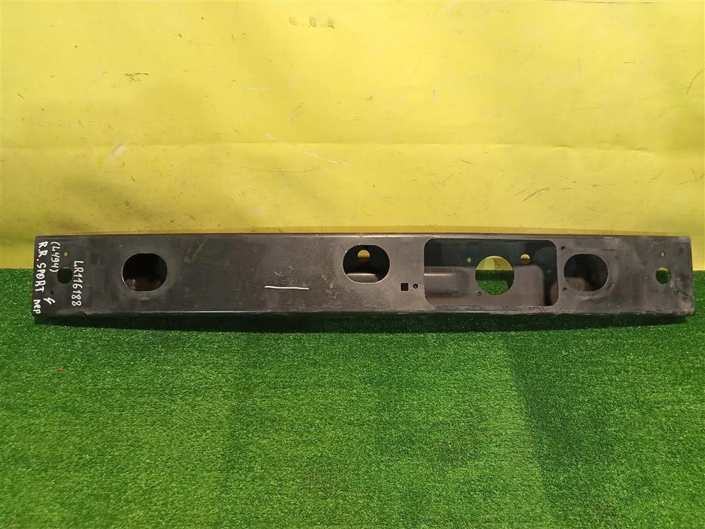 Усилитель переднего бампера  Land Rover Range Rover 4 L405 2012 LR116188 11211