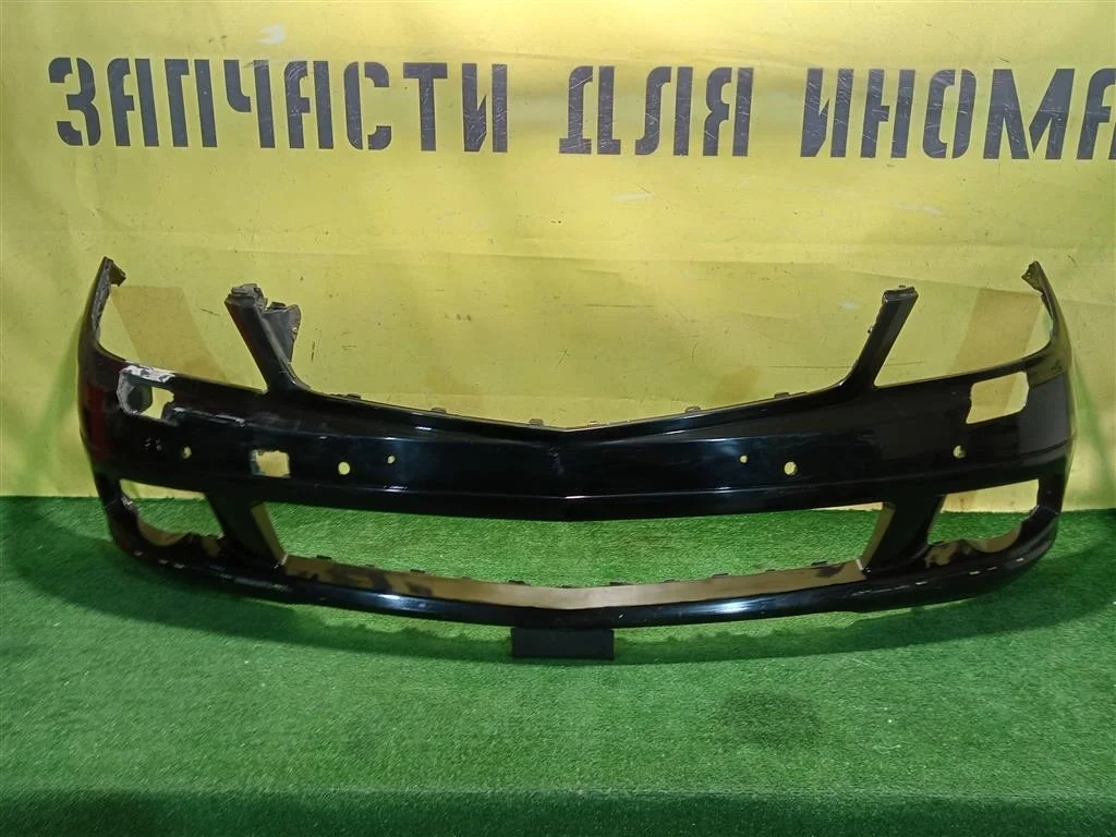 Бампер передний  MERСEDES BENZ C-Class (W204) 2007 A2048850025 12942