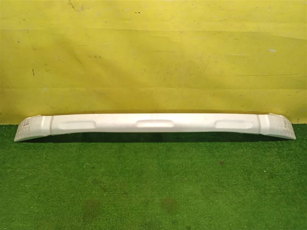 Наполнитель переднего бампера  Toyota Land Cruiser Prado 150 2009 5261160070 14378