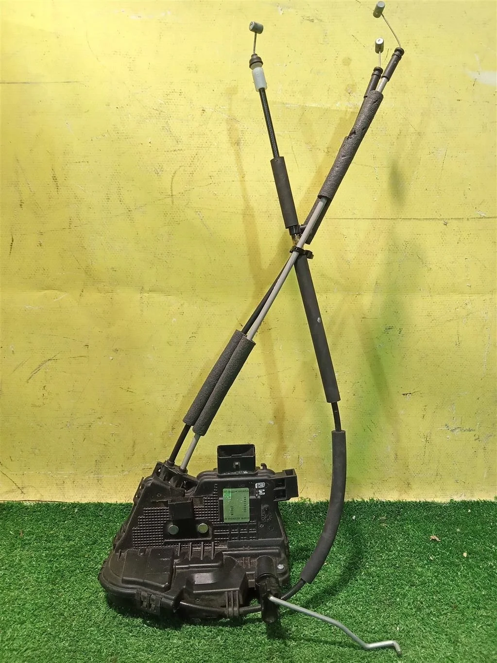 Замок двери передней левой  Kia Soul 1 AM 2008 813102K000 14977