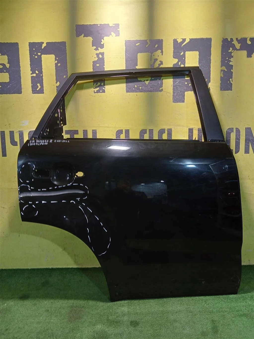 Дверь задняя правая  Kia Sorento 2 XM 2009 770042P010 18945