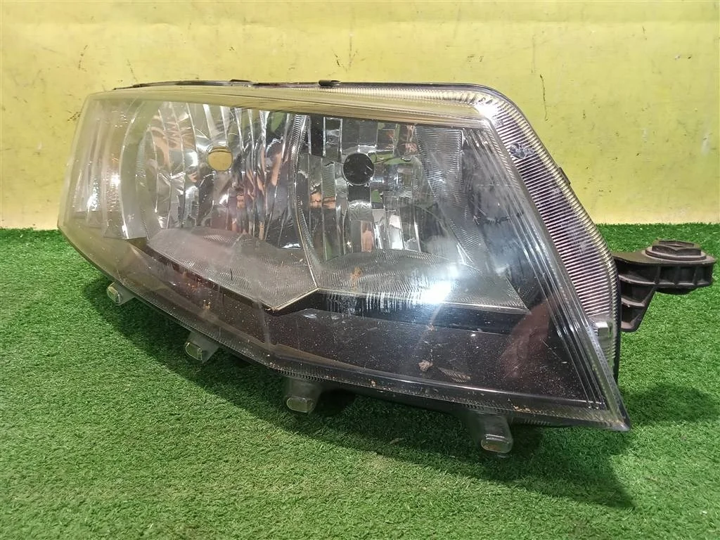 Фара правая  Skoda  Octavia A7 2013 5E1941016 19528