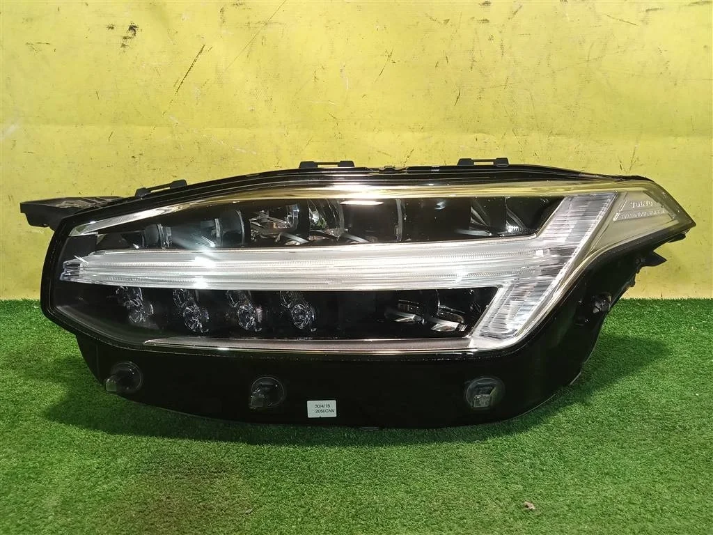 Фара левая  Volvo XC90 2014 31353153 19665