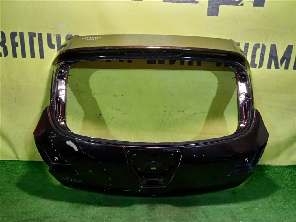 Дверь багажника  Opel Astra J 2010 13372624 20911
