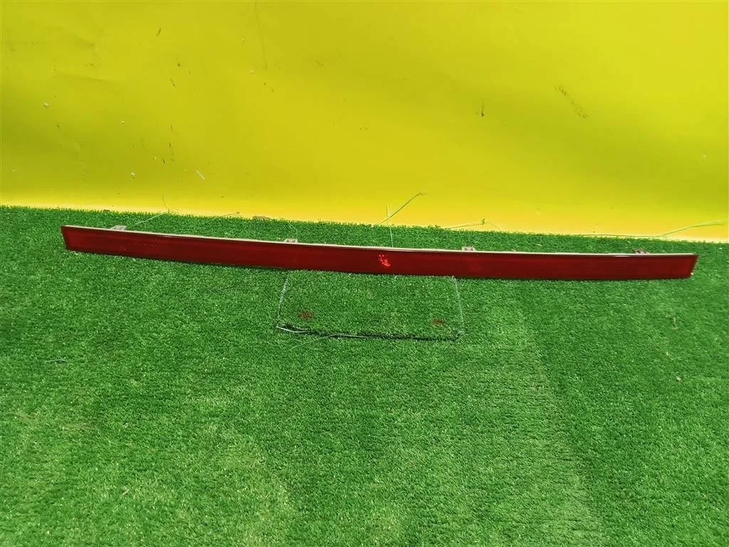 Отражатель задний  Hyundai Santa Fe (TM) 2020 92409S1500 22923