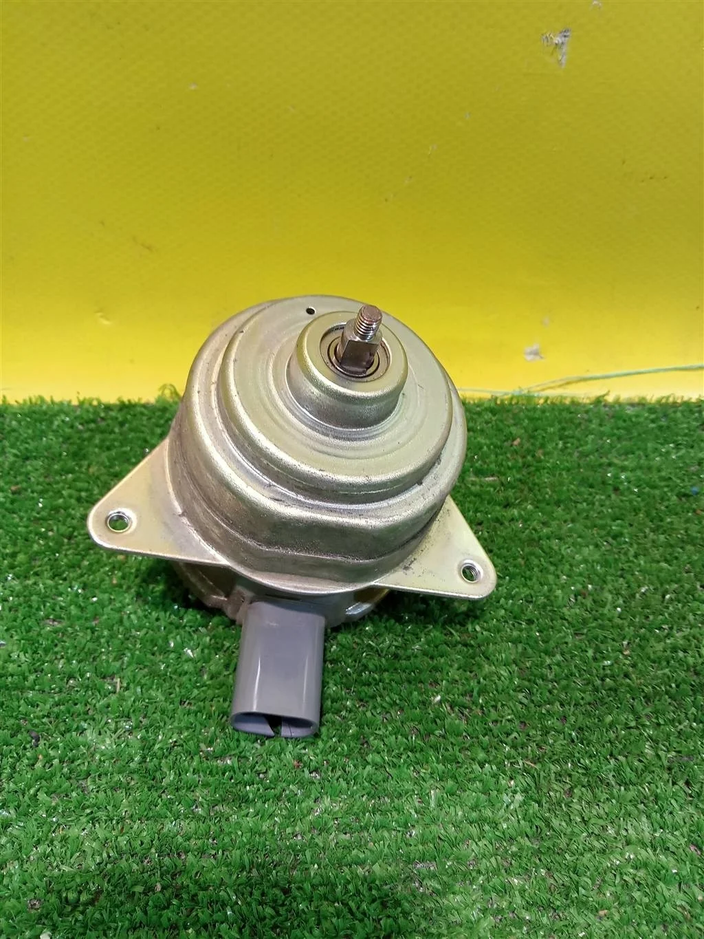 Моторчик вентилятора  Mitsubishi ASX 2010 1355A131 23337