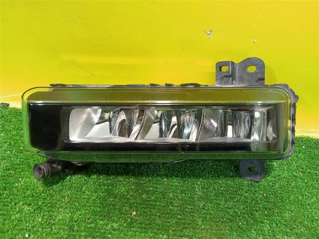 Фара противотуманная левая  BMW 3 G20 2019 63178089525 23446