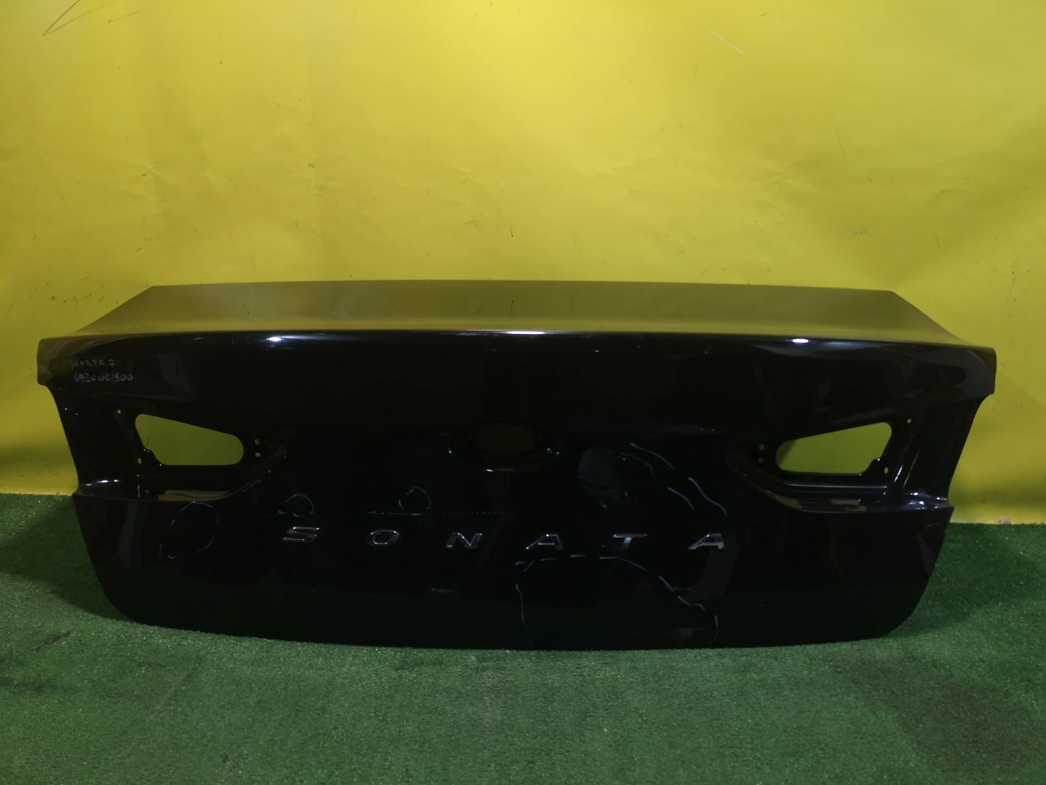 Крышка багажника  Hyundai Sonata (LF) 2017 69200C1500 24518