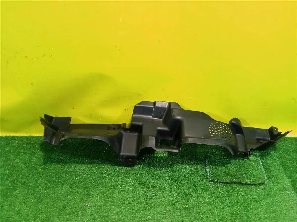 Дефлектор радиатора  Mitsubishi ASX 2010 6400C949 25454