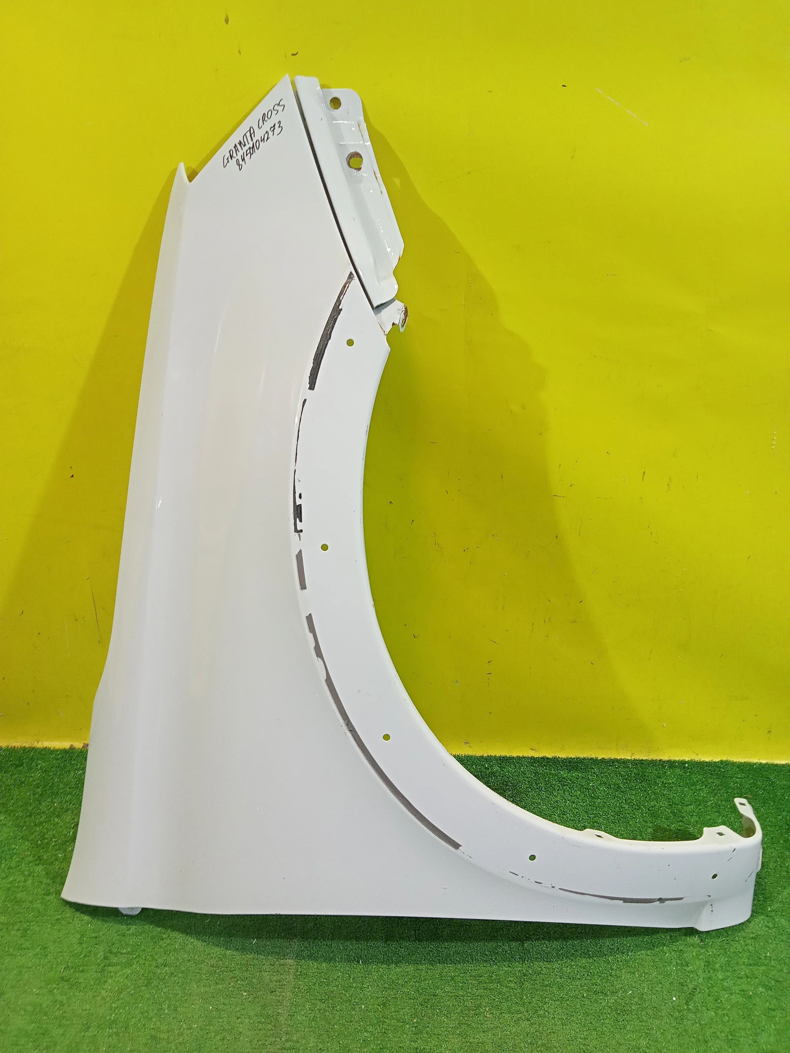 Крыло переднее правое  Lada Granta Cross 2018- 8450104273 25933