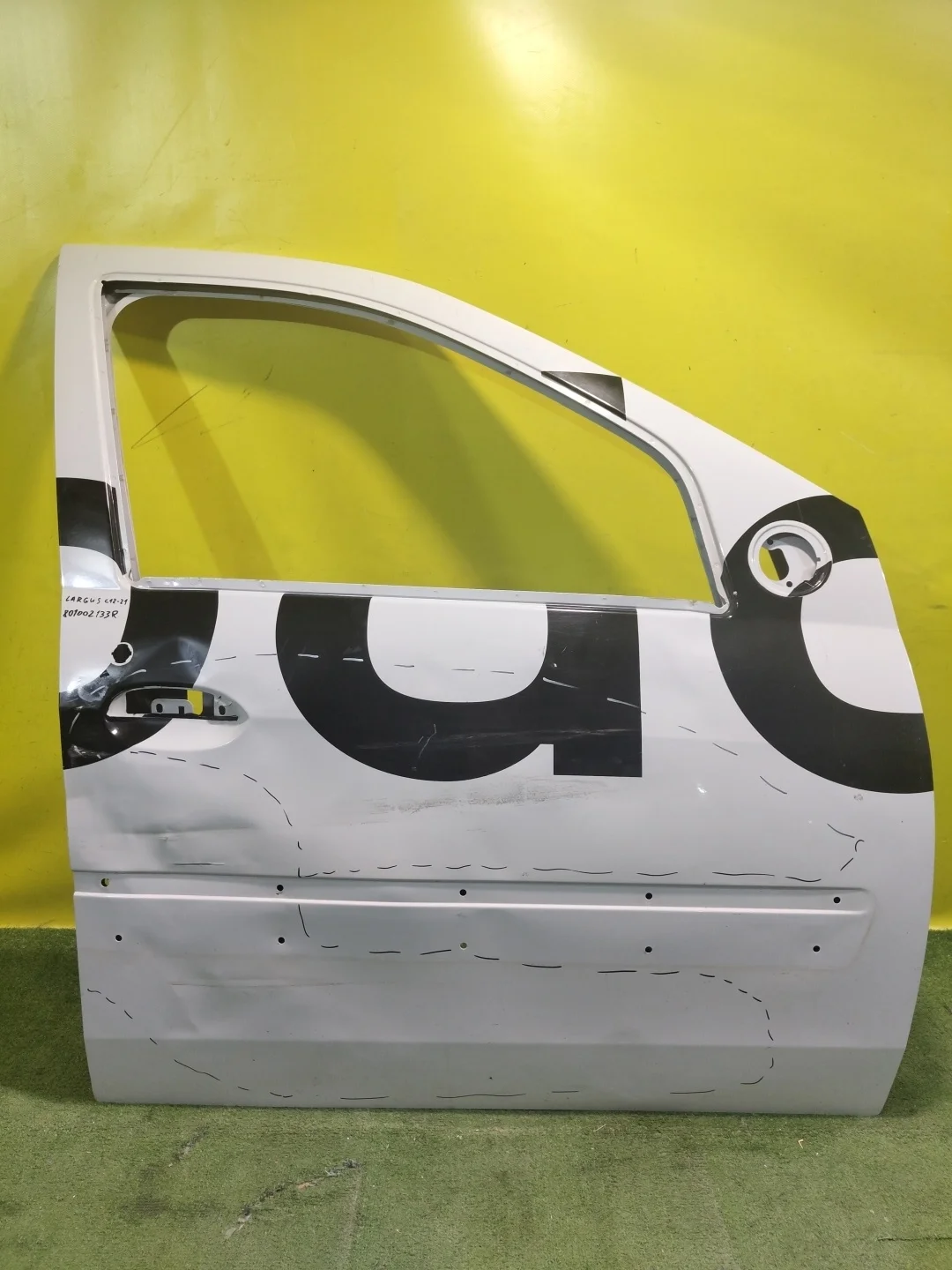 Дверь передняя правая  Lada Largus 2012- 801002133R 27912