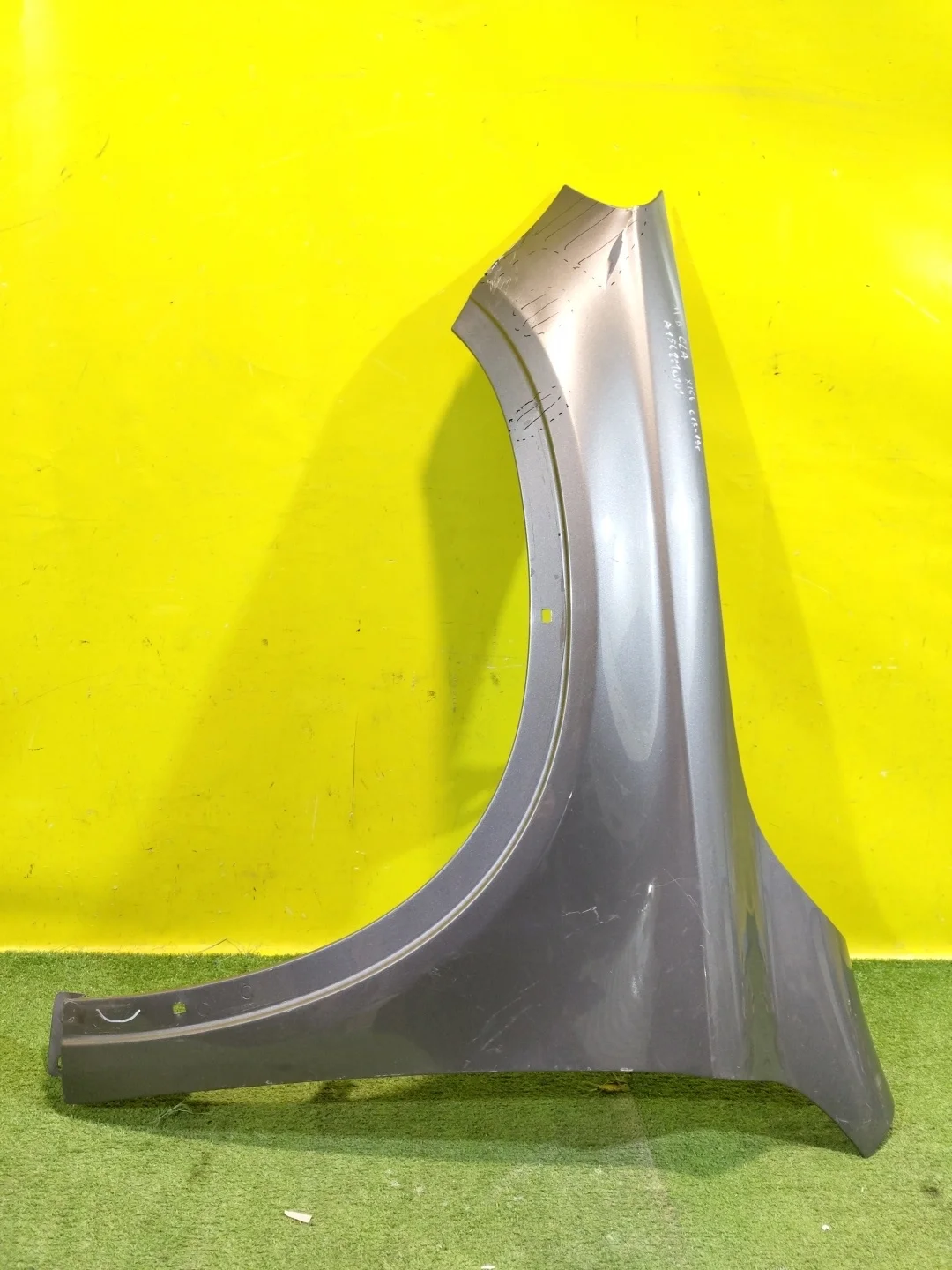 Крыло переднее левое  MERСEDES BENZ GLA-Class (X156) 2013 A1568800118 28965