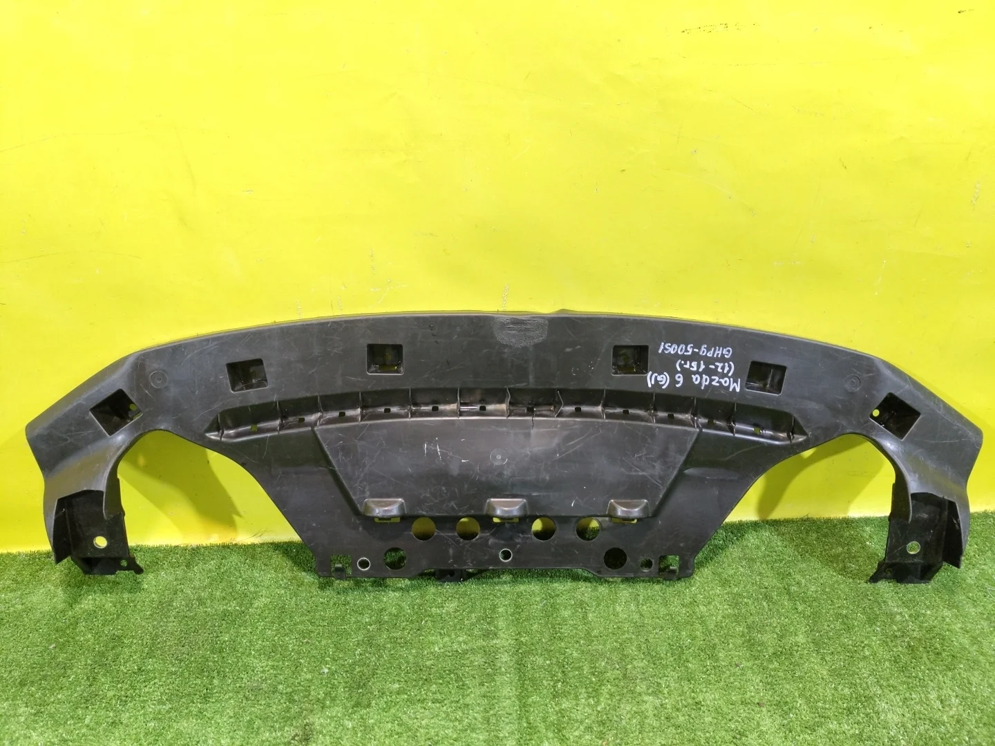 Пыльник переднего бампера  Mazda 6 GJ 2012 GHP9500S1 31895