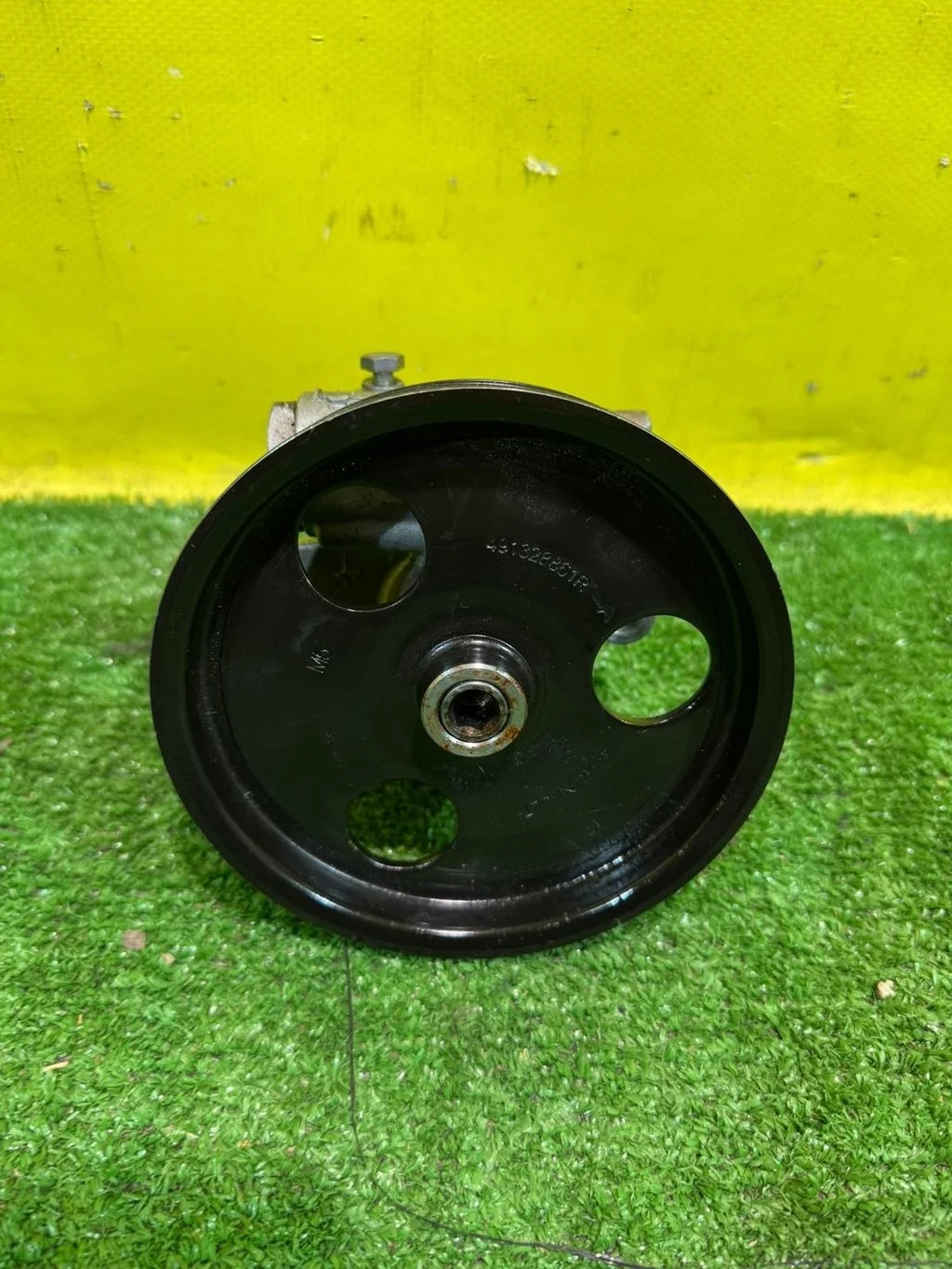 Насос гидроусилителя  Renault Duster 2010 491328861R 32562