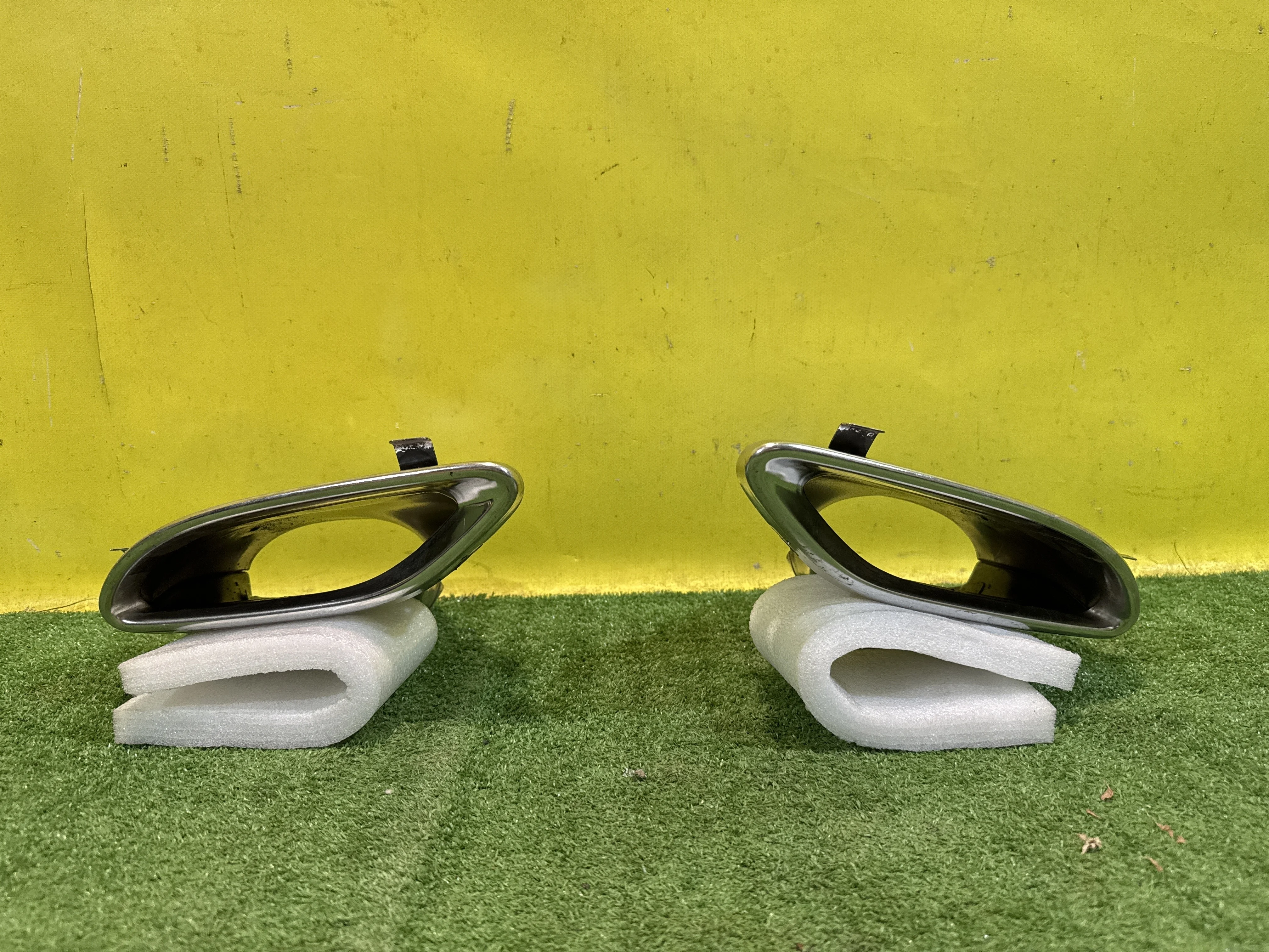 Насадка глушителя правая  MERСEDES BENZ E-Class (W212) 2013 A2124902827 33615