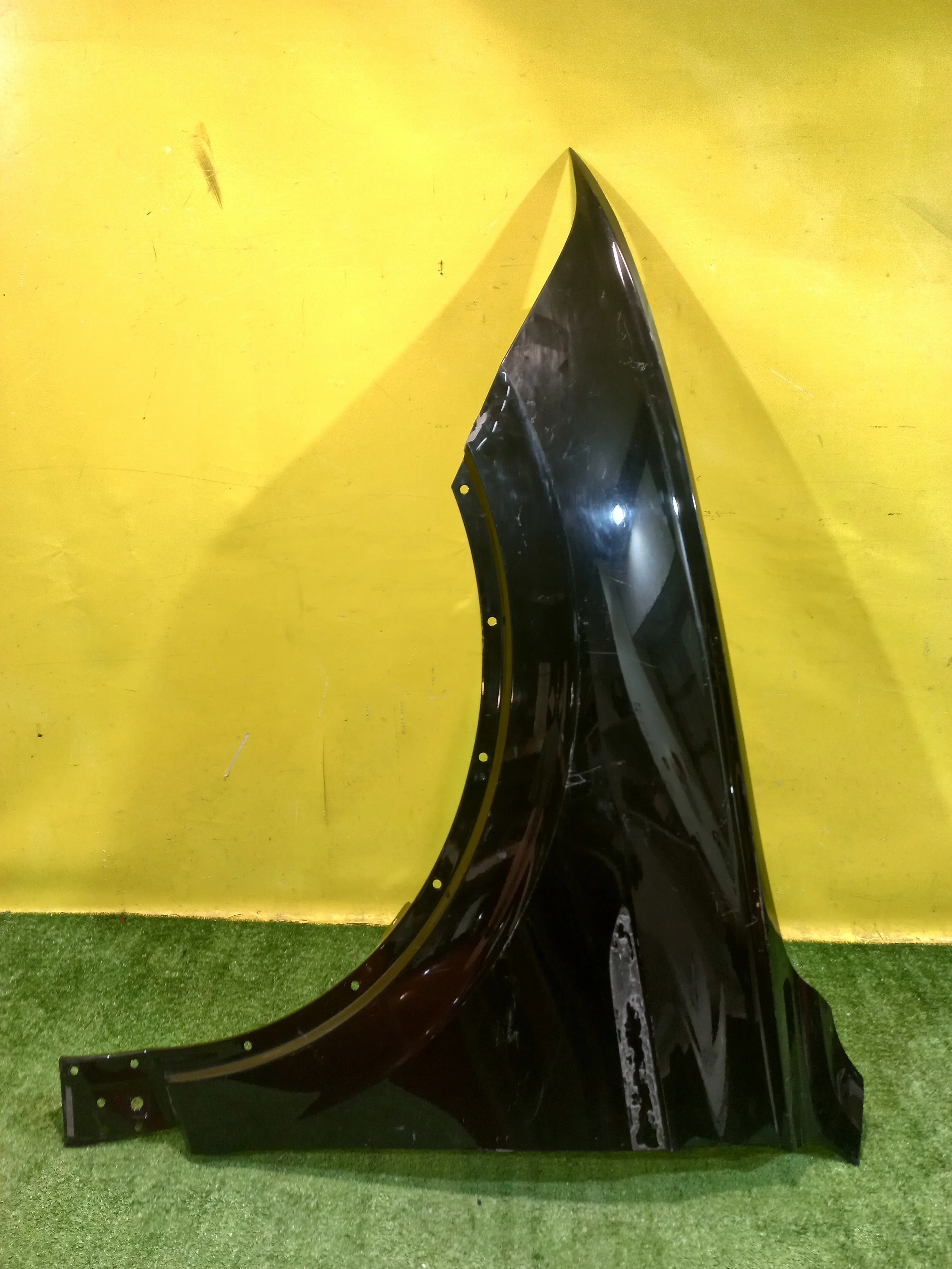 Крыло переднее левое  Volkswagen  Touareg CR 2018 760821105 33986