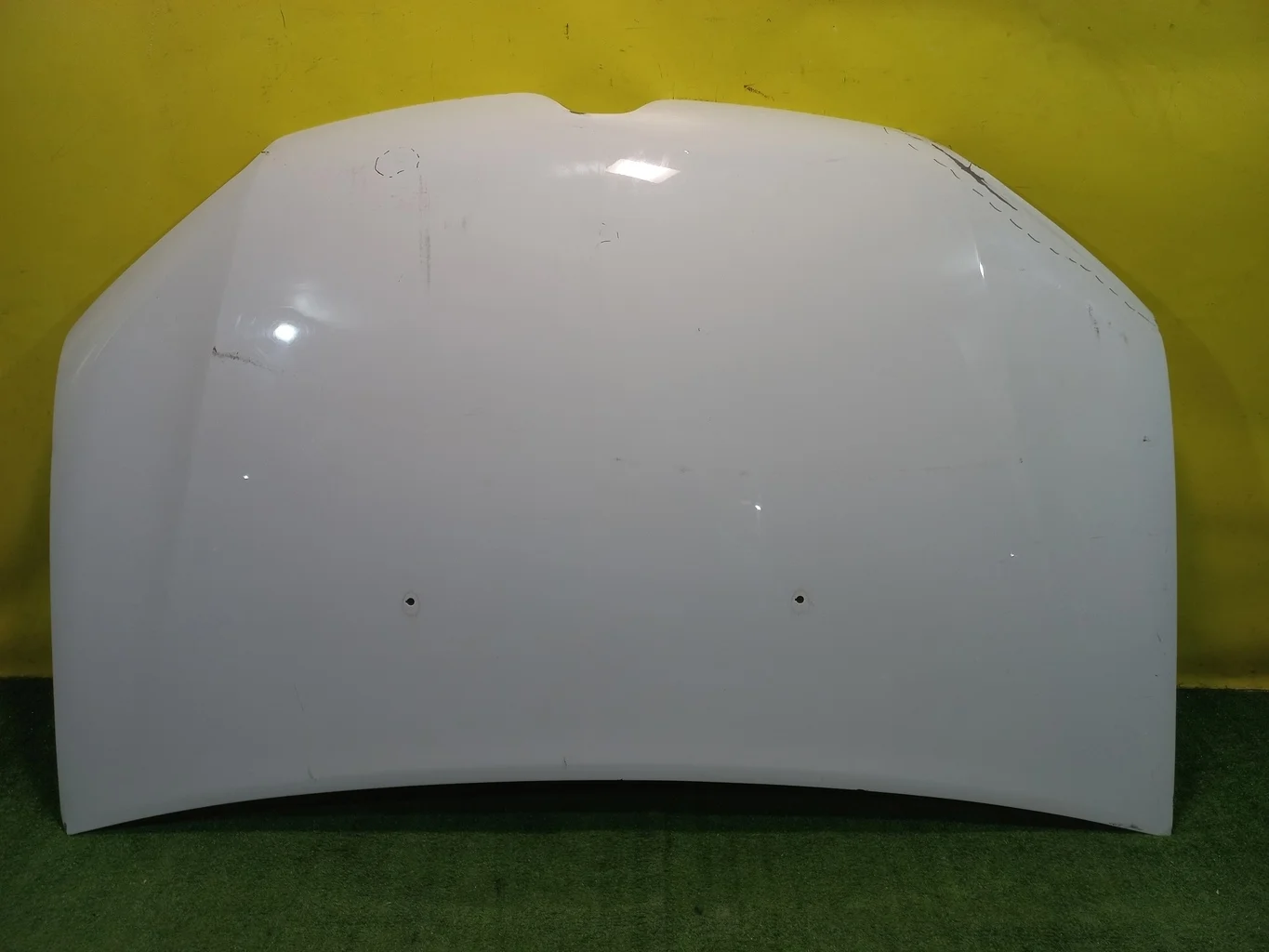 Капот  Renault Sandero 2012 651002659R 35515