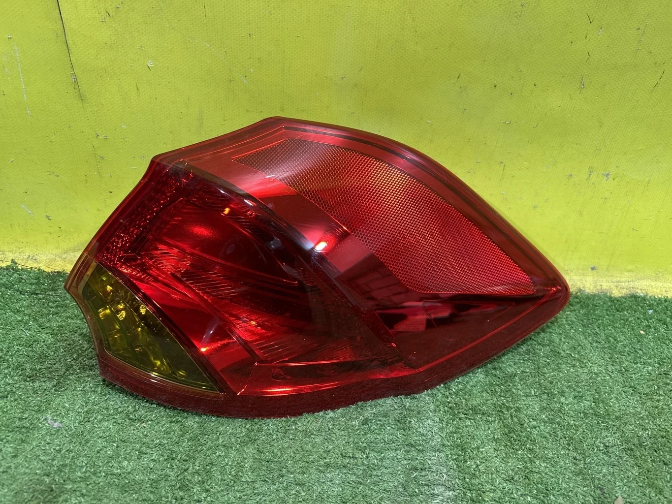 Фонарь задний наружный правый  Kia Ceed 2 JD 2012 92402A2000 39806