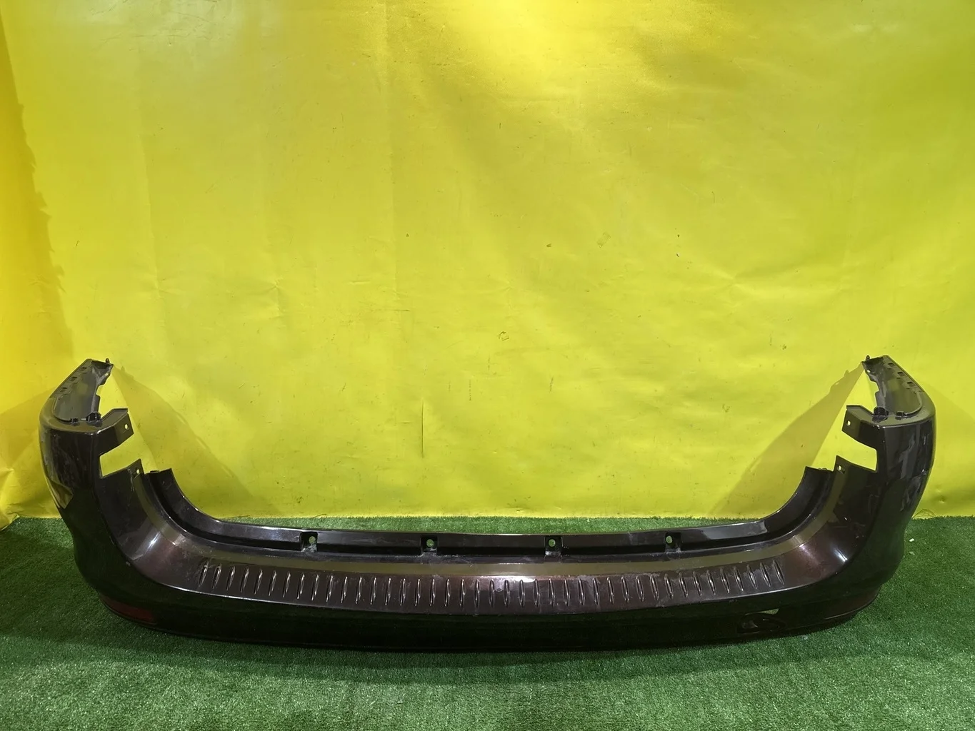 Бампер задний  Lada Largus 2012- 8450000256 40521