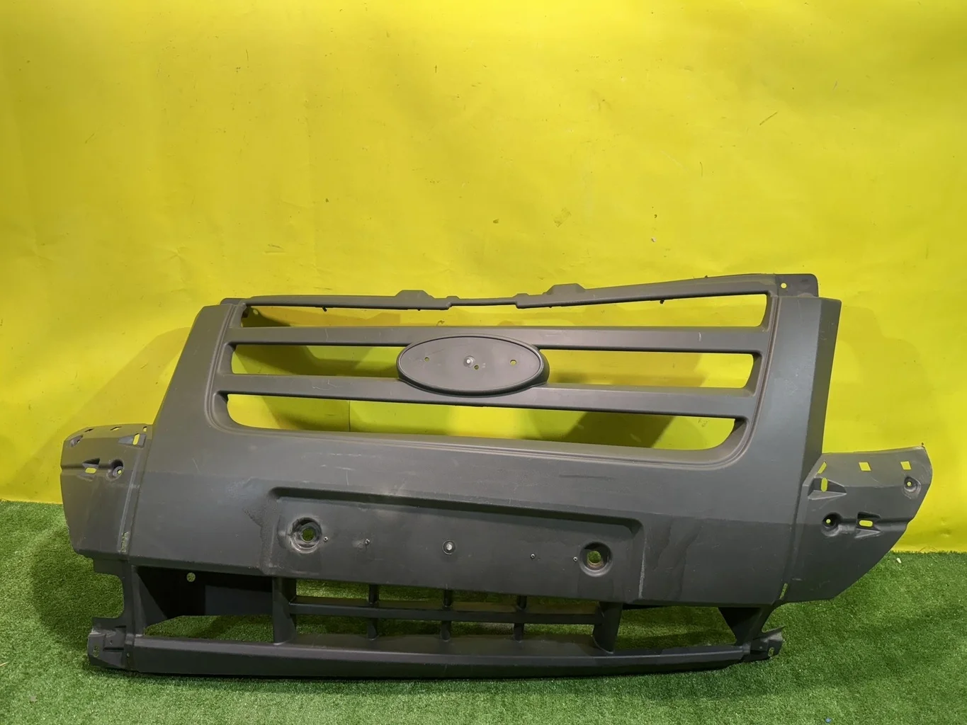 Решетка радиатора  Ford Transit 2006 6C1117D957A 40694