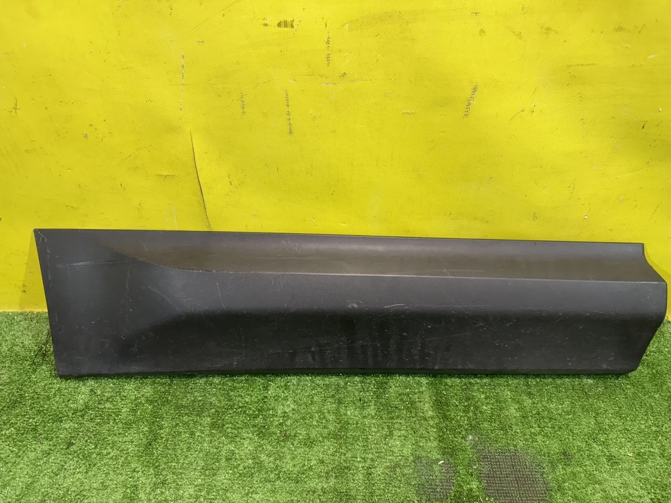 Накладка двери задней правой  Skoda  Kodiaq 2016  565854950 41246