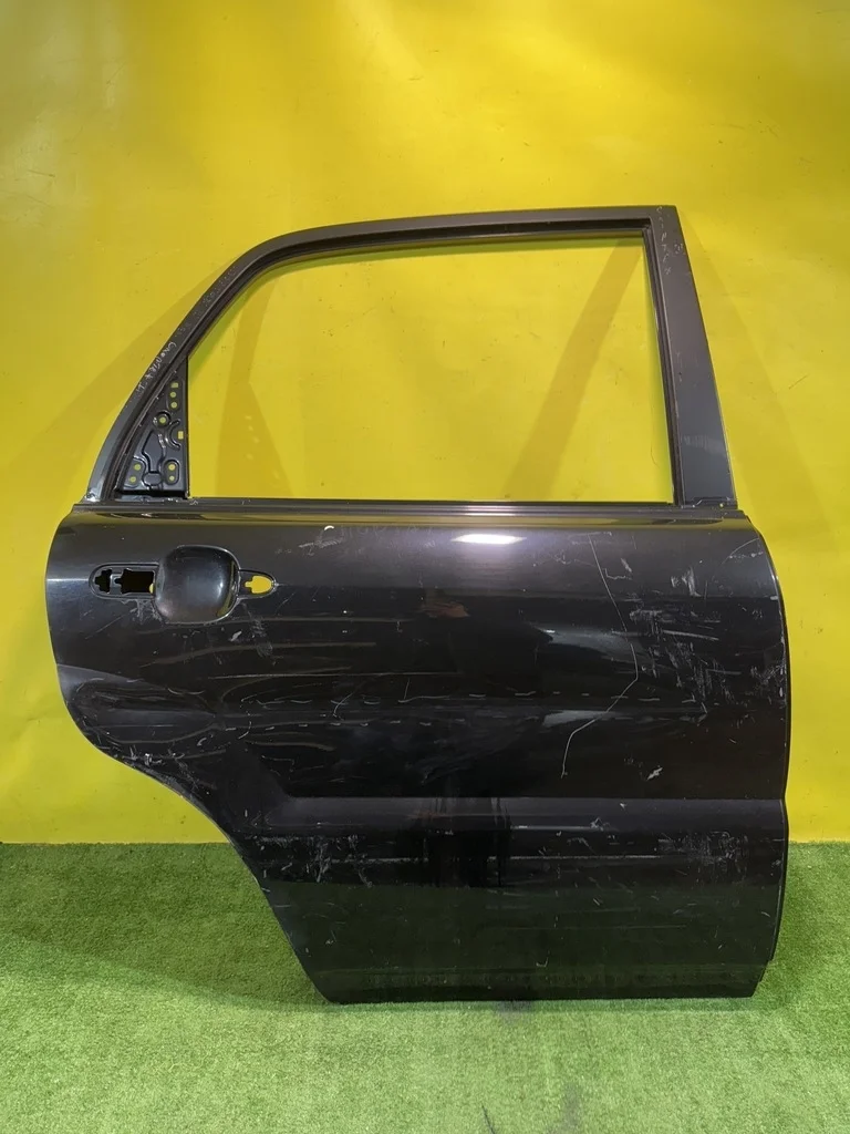 Дверь задняя правая  Kia Sportage 2 KM  2007 770041F020 41613