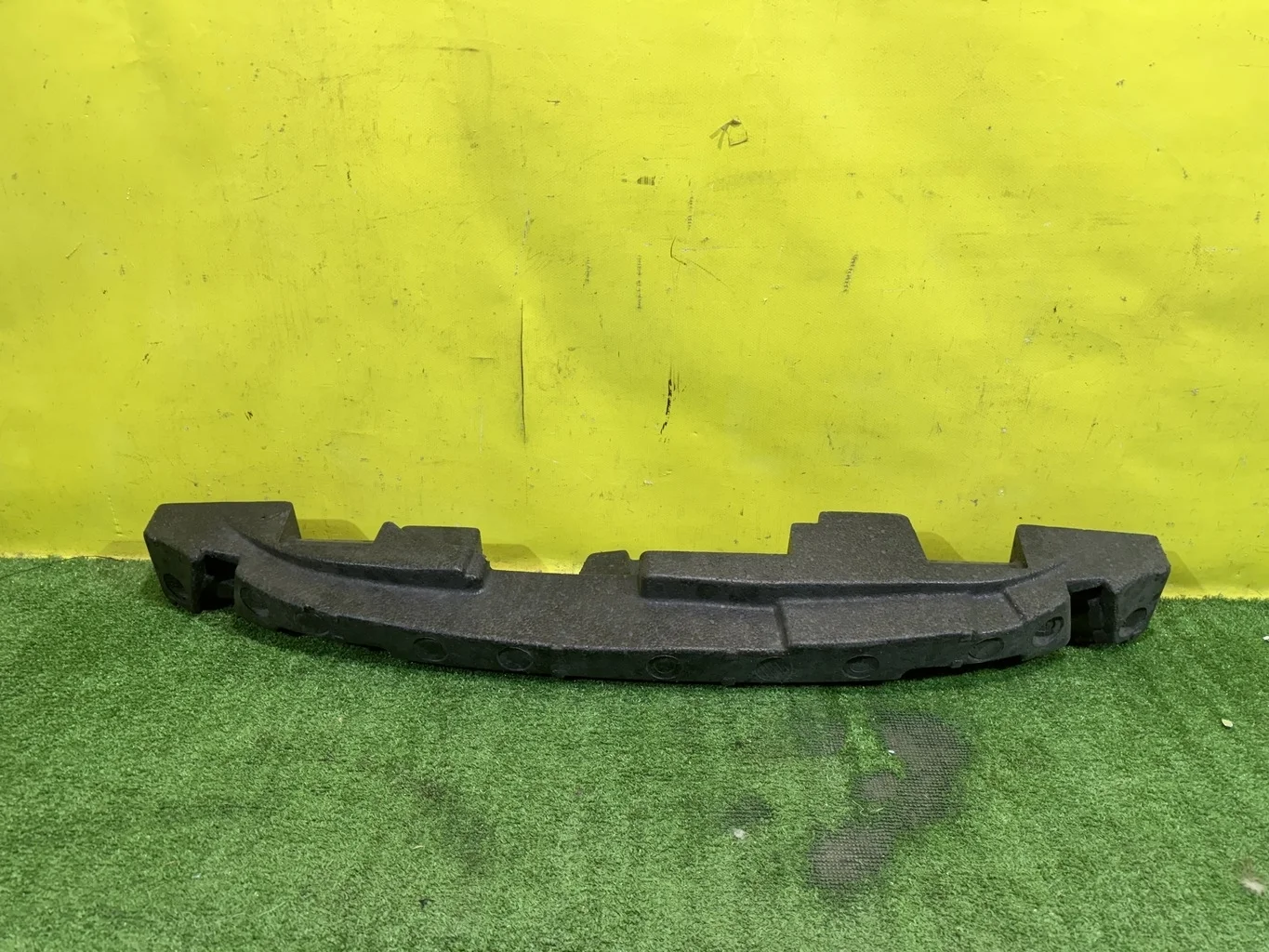 Наполнитель переднего бампера  Mitsubishi Outlander XL (CW) 2007 6400C443 42679