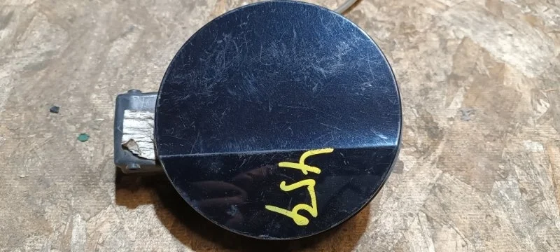 Лючок бензобака Volkswagen Passat 2012 365