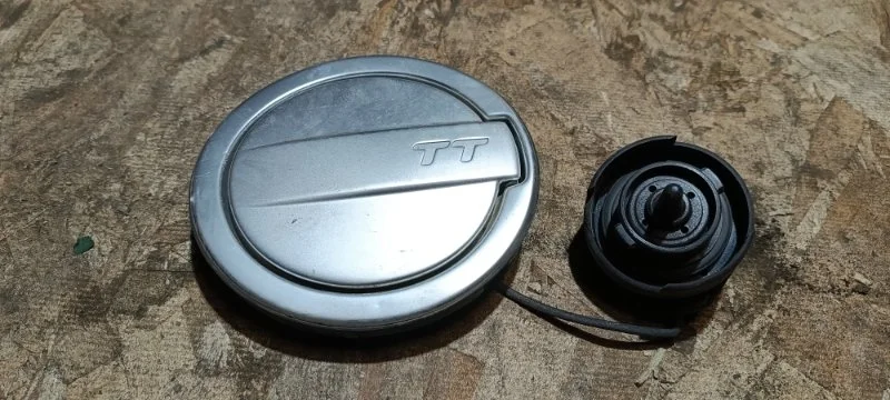 Лючок бензобака Audi TT 2007 8J3