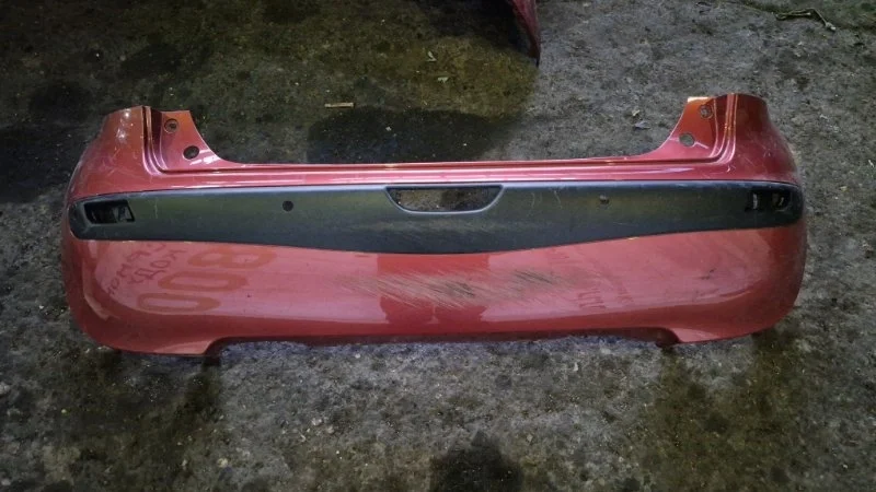 Бампер Nissan Note 2006 E11E