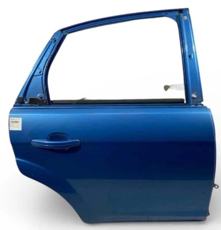 Дверь задняя правая Ford Focus 2 ХЭТЧБЕК 1.8L