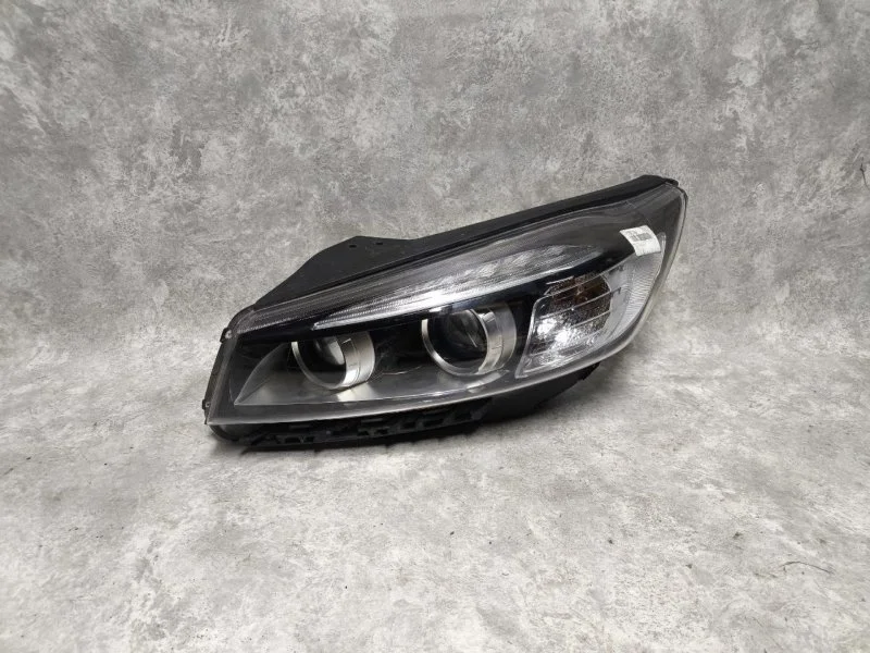 Фара передняя левая Kia Sorento UM