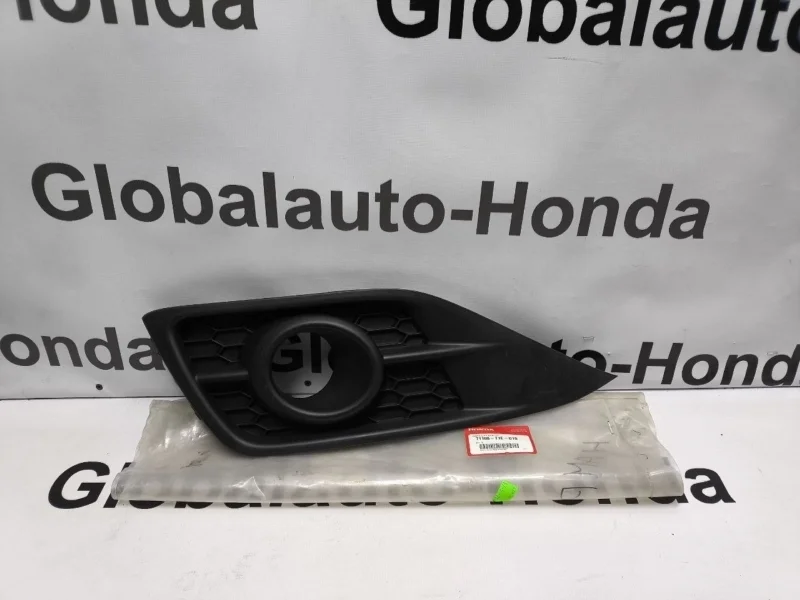 Накладка противотуманной фары передняя левая Honda
