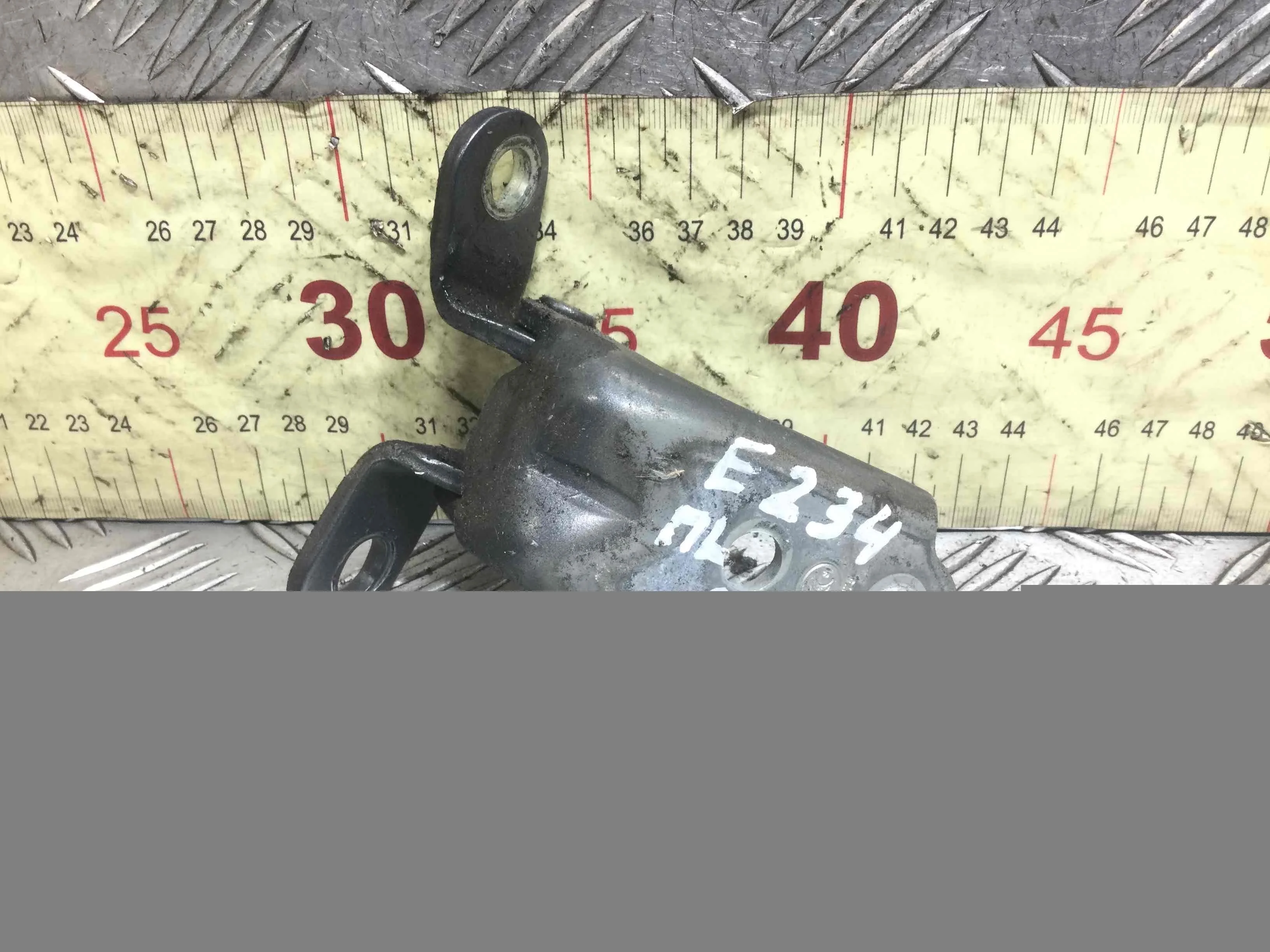 Петля двери передней левой Hyundai i30 1 поколение (2007-2010) дизель 1.6 CRDi Автомат 5-дв, х/б