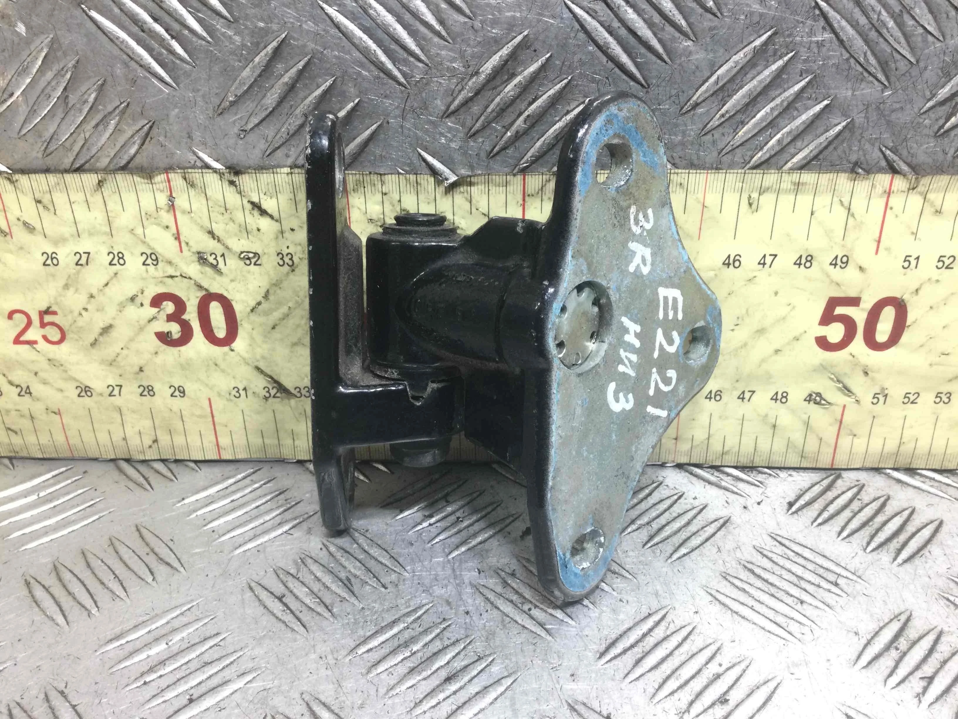 Петля двери задней правой Mercedes ML W164 (2005-2008) дизель 3.0 CDI Автомат Внедорожник