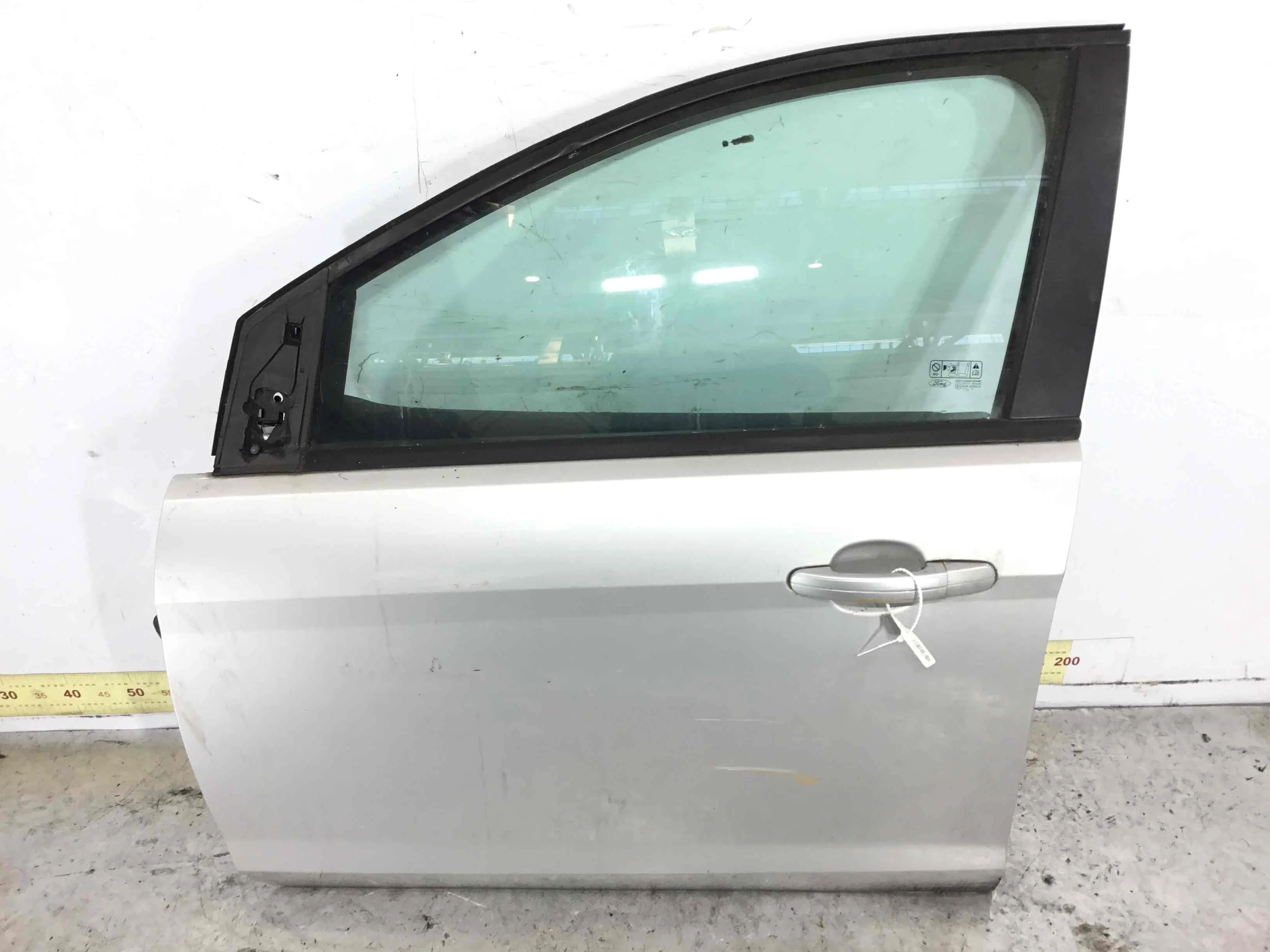 Дверь передняя левая Ford Focus 2 поколение [рестайлинг] (2008-2011) бензин 1.6 i Механика Х/б